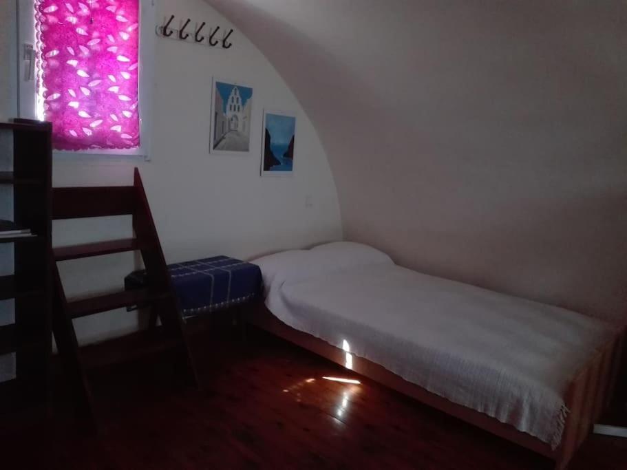 Pan Family House Apartment ฟิรา ภายนอก รูปภาพ